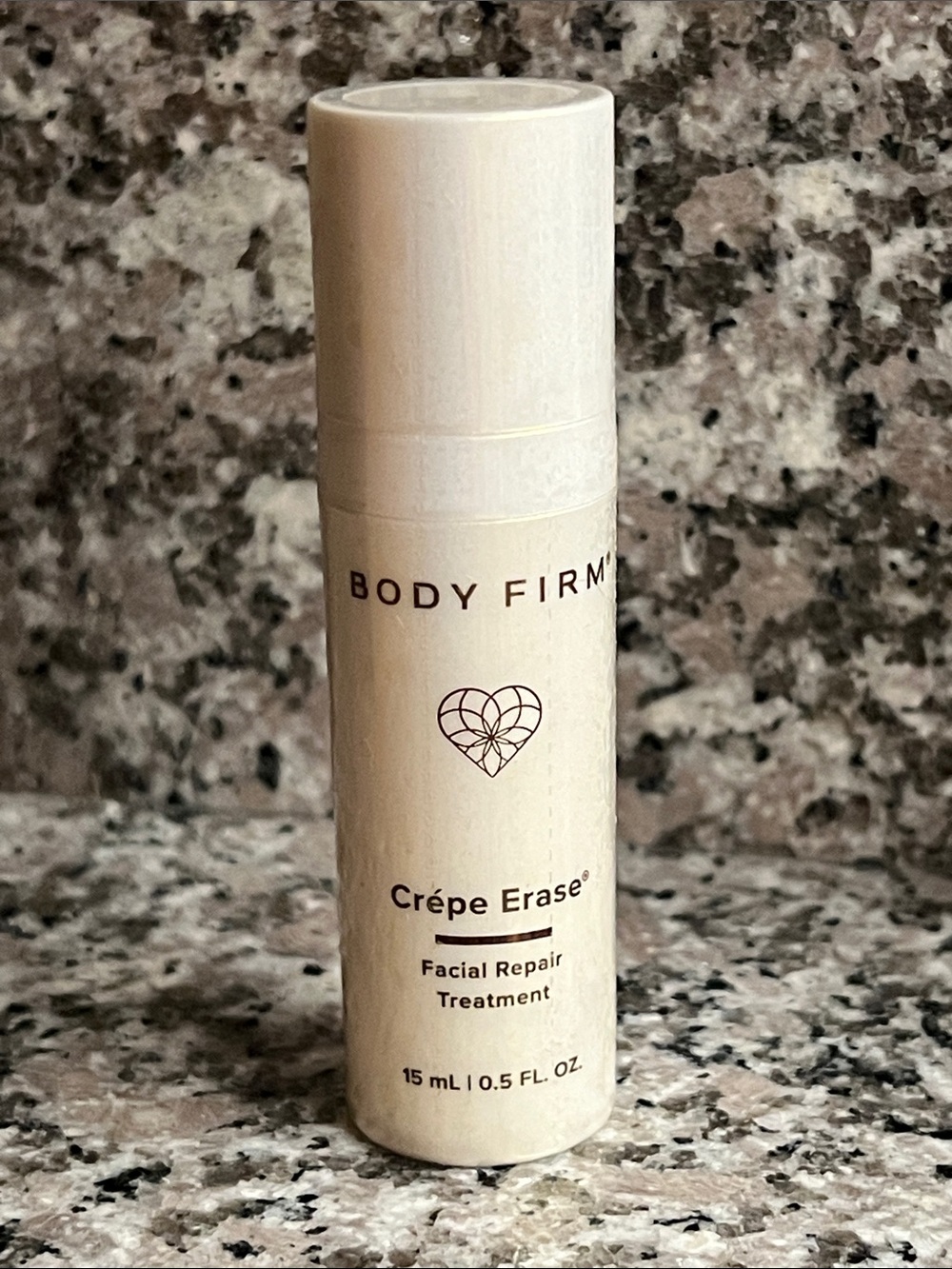 SEALED NEW Crêpe Erase : Facial Repair Treatment - White